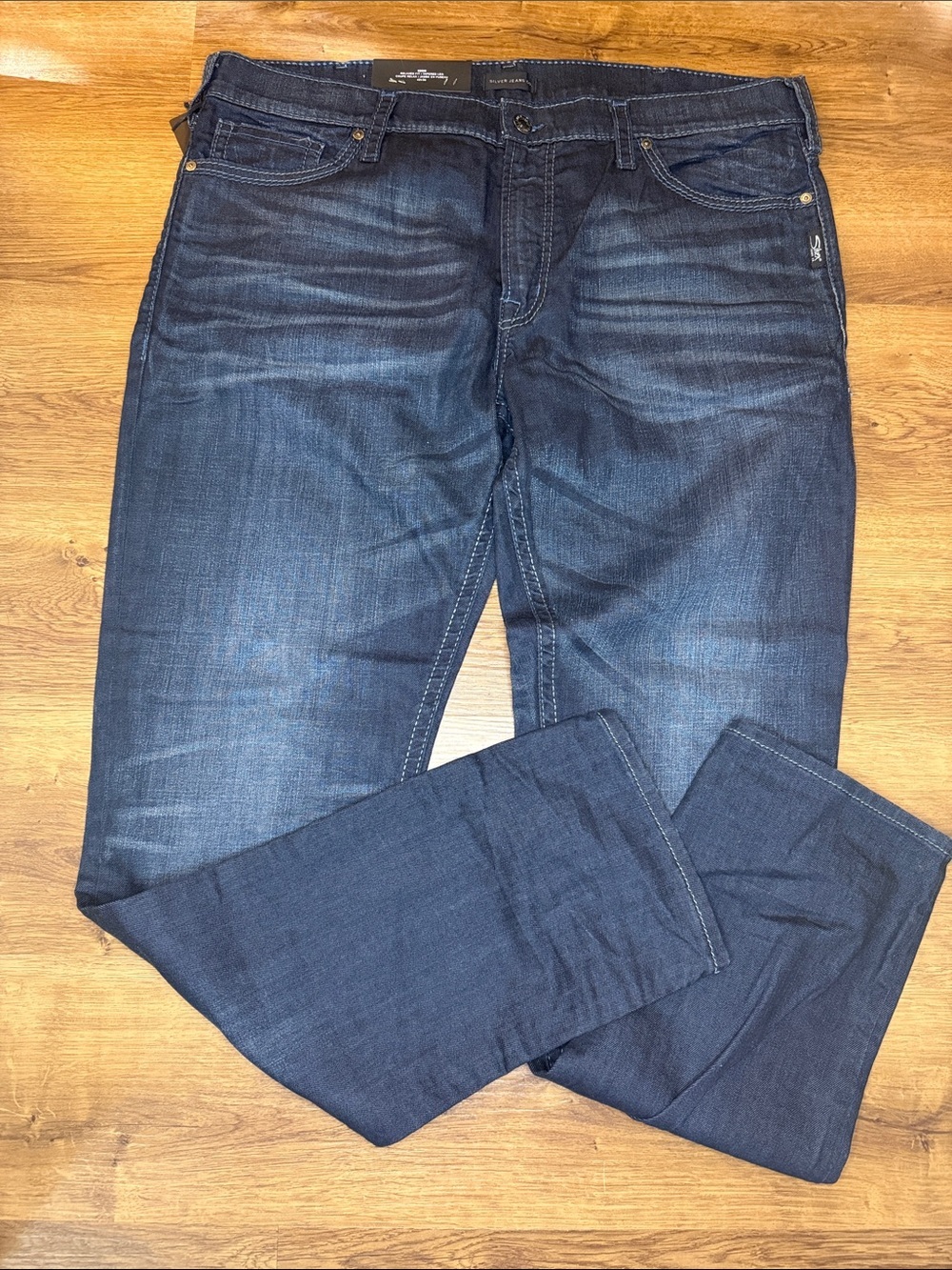 Silver Jeans Co Eddie Indigo Denim Men’s W42 L36 Relaxed Fit Tapered Leg NWT